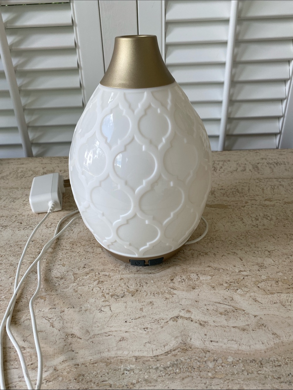 Young Living White and Gold Ceramic Aroma Diffuser